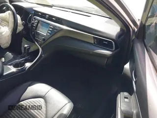 2020 Toyota Camry SE z VIN 4T1G11AK1LU308174, wystawiony jako IAAI lot #41675204 z przebiegiem 120 034 mil mil oraz . Historia ofert i sprzedaży dostępna na DreamBid. Obrazek 5.