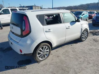 2018 Kia Soul + with VIN KNDJP3A57J7525304, listed as a IAAI auction lot 41670765 with 90,942 mi miles. Bid and sale history available at carsss.com. Image 4.