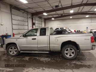 2010 Dodge Dakota with VIN 1D7CW3BP7AS103645, listed as a IAAI auction lot 41514841 with 158,125 mi miles and . Bid and sale history available at DreamBid. Image 15.