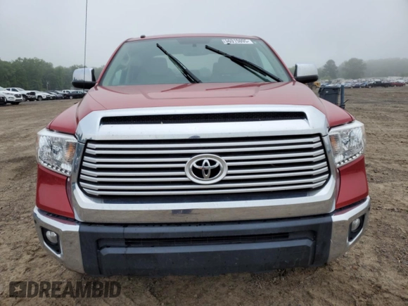 2017 Toyota Tundra Limited z VIN 5TFHW5F10HX595899, wystawiony jako Copart lot #56915095 z przebiegiem 50 700 mil mil oraz Czysty tytuł • Clean title. Historia ofert i sprzedaży dostępna na DreamBid. Obrazek 5.