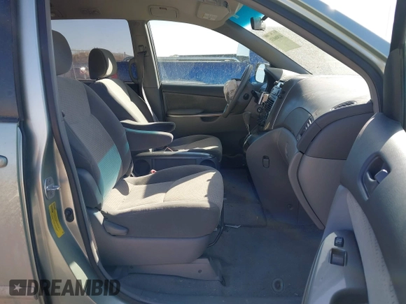2008 Toyota Sienna CE with VIN 5TDZK23C08S123809, listed as a IAAI auction lot 41806031 with 108,400 mi miles and . Bid and sale history available at carsss.com. Image 5.