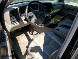 2004 Chevrolet Tahoe LT with VIN 1GNEK13Z94R260566, listed as a Copart auction lot 70856994 with 286,050 mi miles and Clean Title. Bid and sale history available at carsss.com. Image 8.
