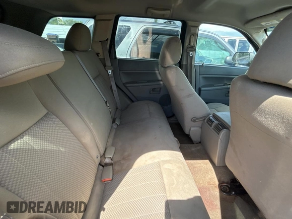 2006 Jeep Grand Cherokee Laredo with VIN 1J4GS48K66C248812, listed as a Copart auction lot 55764035 with 210,259 mi miles and Clean Title. Bid and sale history available at carsss.com. Image 6.