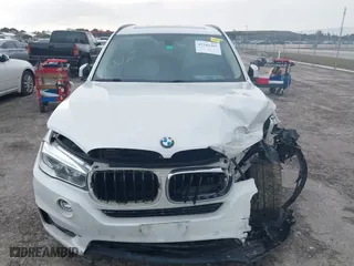 2015 BMW X5 sDrive35i with VIN 5UXKR2C53F0H37625, listed as a IAAI auction lot 41381467 with 110,524 mi miles. Bid and sale history available at carsss.com. Image 6.