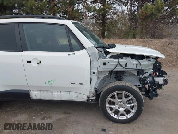 2021 Jeep Renegade Islander z VIN ZACNJDBB3MPM13536, wystawiony jako IAAI lot #41907857 z przebiegiem 28 599 mil mil oraz . Historia ofert i sprzedaży dostępna na DreamBid. Obrazek 14.