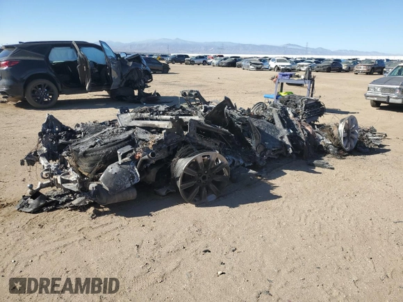 2018 Land Rover Range Rover z VIN SALGS5RE0JA500555, wystawiony jako Copart lot #71843924 z przebiegiem Nie podano mil oraz Nie do naprawy • Non repairable. Historia ofert i sprzedaży dostępna na DreamBid. Obrazek 3.