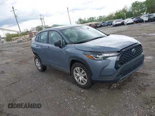 2024 Toyota Corolla Cross L with VIN 7MUAAAAG2RV115508, listed as a IAAI auction lot 42101782 with 7,957 mi miles and . Bid and sale history available at DreamBid. Image 1.