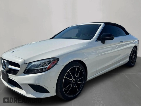 2019 Mercedes-Benz C 300 z VIN WDDWK8DB3KF827091, wystawiony jako Copart lot #57204495 z przebiegiem 114 498 mil mil oraz Czysty tytuł • Clean title. Historia ofert i sprzedaży dostępna na DreamBid. Obrazek 2.
