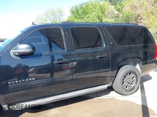 2014 Chevrolet Suburban LT with VIN 1GNSCJE03ER203943, listed as a IAAI auction lot 41982720 with 288,135 mi miles and . Bid and sale history available at DreamBid. Image 15.