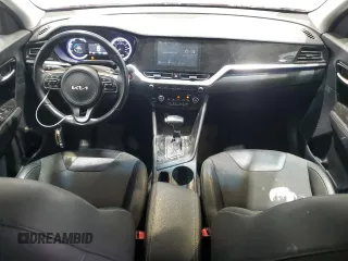 2022 Kia Niro LXS SE with VIN KNDCB3LC8N5504675, listed as a Copart auction lot 77027994 with 44,953 mi miles and Salvage Title. Bid and sale history available at carsss.com. Image 8.