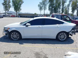 2019 Ford Fusion SE with VIN 3FA6P0HD3KR201350, listed as a IAAI auction lot 41988519 with 46,105 mi miles and . Bid and sale history available at carsss.com. Image 15.
