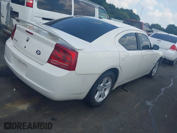 2008 Dodge Charger with VIN 2B3KA43G68H286032, listed as a IAAI auction lot 42586994 with 238,093 mi miles and . Bid and sale history available at DreamBid. Image 4.
