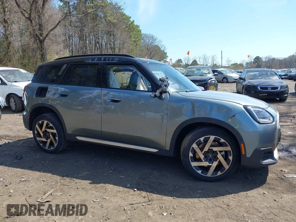 2025 MINI Countryman z VIN WMZ23GA02S7P85607, wystawiony jako IAAI lot #41982065 z przebiegiem 5269 mil mil oraz . Historia ofert i sprzedaży dostępna na DreamBid. Obrazek 12.