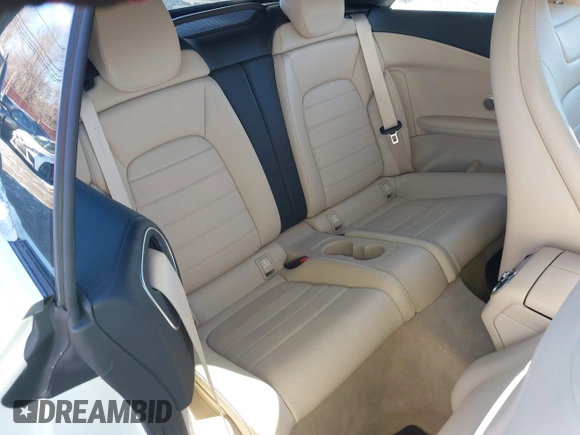 2019 Mercedes-Benz C 300 с VIN WDDWK8EB7KF828792, выставлен на аукционе IAAI как лот 41267574 с пробегом 61 168 миль миль и . История ставок и продаж доступна на DreamBid. Изображение 8.