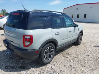 2022 Ford Bronco Sport Outer Banks with VIN 3FMCR9C61NRD43751, listed as a IAAI auction lot 42333996 with 40,993 mi miles and . Bid and sale history available at DreamBid. Image 4.