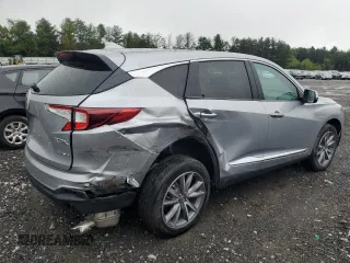 2021 Acura RDX w/Technology Package with VIN 5J8TC2H54ML002369, listed as a Copart auction lot 71703634 with 34,043 mi miles and Salvage Title. Bid and sale history available at carsss.com. Image 3.