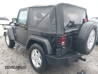 2012 Jeep Wrangler Sport z VIN 1C4AJWAG8CL262755, wystawiony jako IAAI lot #41566823 z przebiegiem 164 135 mil mil oraz . Historia ofert i sprzedaży dostępna na DreamBid. Obrazek 3.