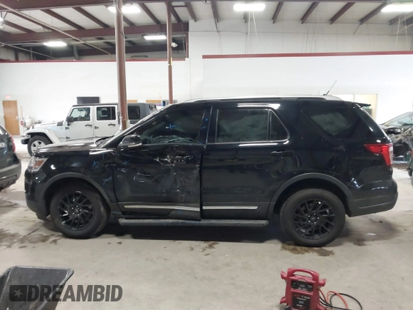 2018 Ford Explorer XLT with VIN 1FM5K8DH5JGB13221, listed as a IAAI auction lot 41458449 with Not Provided miles and . Bid and sale history available at DreamBid. Image 14.