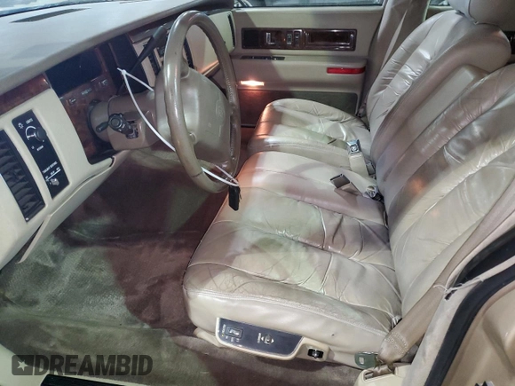 1995 Cadillac Fleetwood z VIN 1G6DW52P5SR715543, wystawiony jako Copart lot #51841755 z przebiegiem 92 222 mil mil oraz Czysty tytuł • Clean title. Historia ofert i sprzedaży dostępna na DreamBid. Obrazek 7.