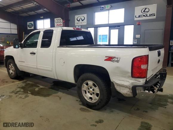 2013 Chevrolet Silverado 1500 LT with VIN 1GCRKSE72DZ314785, listed as a Copart auction lot 50292445 with 187,984 mi miles and Salvage Title. Bid and sale history available at carsss.com. Image 2.