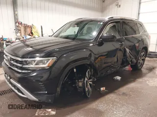 2021 Volkswagen Atlas SEL Premium z VIN 1V2TR2CAXMC577785, wystawiony jako IAAI lot #41613198 z przebiegiem 81 712 mil mil oraz . Historia ofert i sprzedaży dostępna na DreamBid. Obrazek 2.