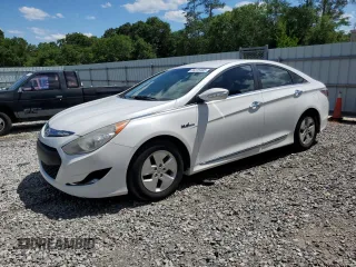 2012 Hyundai Sonata Hybrid z VIN KMHEC4A43CA059186, wystawiony jako Copart lot #55575405 z przebiegiem 217 801 mil mil oraz Szkoda całkowita • Salvage title. Historia ofert i sprzedaży dostępna na DreamBid. Obrazek 1.