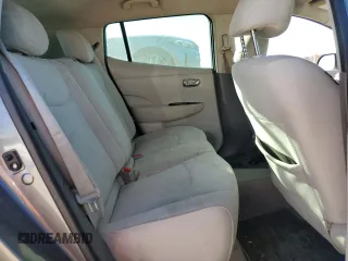 2015 Nissan LEAF S z VIN 1N4AZ0CP6FC303879, wystawiony jako Copart lot #44189424 z przebiegiem Nie podano mil oraz Szkoda całkowita • Salvage title. Historia ofert i sprzedaży dostępna na DreamBid. Obrazek 10.
