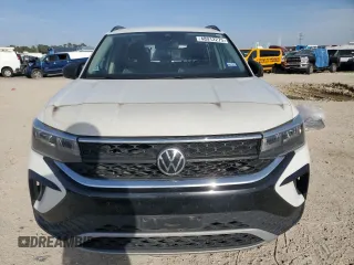 2022 Volkswagen Taos S z VIN 3VVDX7B23NM046240, wystawiony jako Copart lot #48912275 z przebiegiem 66 777 mil mil oraz Szkoda całkowita • Salvage title. Historia ofert i sprzedaży dostępna na DreamBid. Obrazek 5.