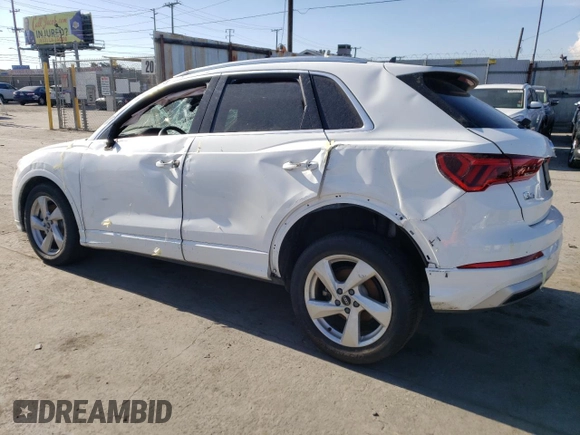 2021 Audi Q3 Premium with VIN WA1AUCF32M1064627, listed as a Copart auction lot 50900513 with 35,718 mi miles and . Bid and sale history available at DreamBid. Image 2.