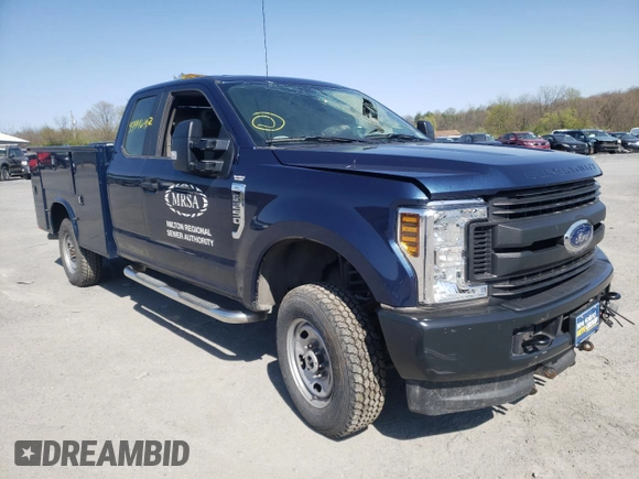 2018 Ford F-250 XL with VIN 1FD7X2B60JEB23062, listed as a Copart auction lot 43446402 with Not provided miles and Salvage title. Bid and sale history available at DreamBid. Image 1.