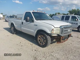 2005 Ford F-250 с VIN 1FDNF20525EA87904, выставлен на аукционе IAAI как лот 42137022 с пробегом 406 407 миль миль и . История ставок и продаж доступна на DreamBid. Изображение 1.
