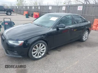 2013 Audi A4 Premium z VIN WAUAFAFL1DN033539, wystawiony jako IAAI lot #41936192 z przebiegiem 128 088 mil mil oraz . Historia ofert i sprzedaży dostępna na DreamBid. Obrazek 2.
