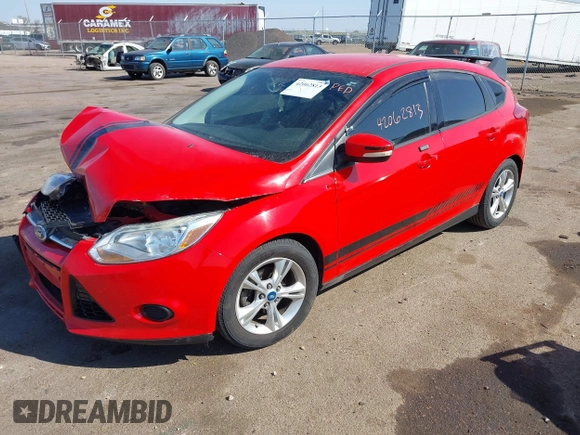 2014 Ford Focus SE with VIN 1FADP3K26EL305818, listed as a IAAI auction lot 42062813 with 175,047 mi miles. Bid and sale history available at carsss.com. Image 2.