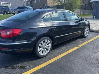 2010 Volkswagen CC Sport with VIN WVWMN7AN1AE532612, listed as a Copart auction lot 54968225 with 137,932 mi miles and Clean Title. Bid and sale history available at carsss.com. Image 4.