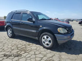 1998 Mercedes-Benz M 320/430/500 z VIN 4JGAB54E9WA012082, wystawiony jako Copart lot #55592125 z przebiegiem 77 350 mil mil oraz Szkoda całkowita • Salvage title. Historia ofert i sprzedaży dostępna na DreamBid. Obrazek 4.