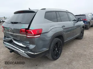 2020 Volkswagen Atlas SEL with VIN 1V2ER2CA6LC505201, listed as a IAAI auction lot 41335878 with 30,732 mi miles and . Bid and sale history available at DreamBid. Image 4.