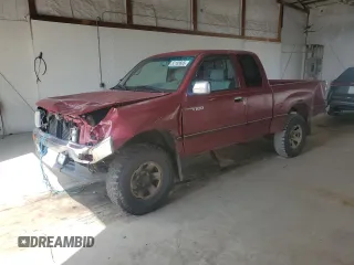 1997 Toyota T100 DX with VIN JT4UN22DXV0038731, listed as a Copart auction lot 52185665 with 268,281 mi miles and Salvage Title. Bid and sale history available at carsss.com. Image 1.