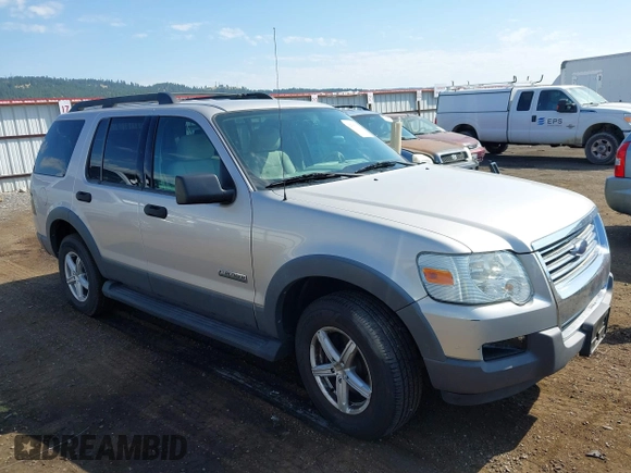 2006 Ford Explorer XLT with VIN 1FMEU73E06UA56267, listed as a IAAI auction lot 42795038 with 200,595 mi miles and . Bid and sale history available at DreamBid. Image 1.