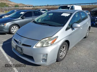 2010 Toyota Prius II z VIN JTDKN3DU8A1306075, wystawiony jako IAAI lot #42215026 z przebiegiem 185 593 mil mil oraz . Historia ofert i sprzedaży dostępna na DreamBid. Obrazek 2.