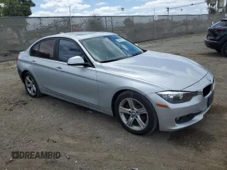 2015 BMW 3 Series 328i с VIN WBA3A5G52FNS89254, выставлен на аукционе Copart как лот 56765135 с пробегом 102 568 миль миль и Списание • Salvage title. История ставок и продаж доступна на DreamBid. Изображение 4.