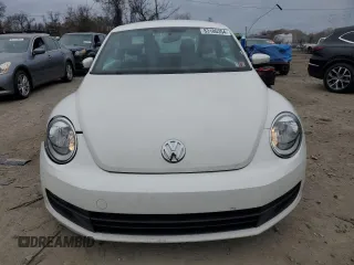 2014 Volkswagen Beetle 2.5L w/Sun with VIN 3VWJP7AT8EM621487, listed as a Copart auction lot 83106354 with 75,381 mi miles and Salvage Title. Bid and sale history available at DreamBid. Image 5.