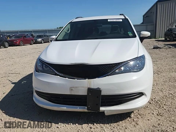 2018 Chrysler Pacifica Touring with VIN 2C4RC1DG0JR168076, listed as a Copart auction lot 62924895 with 125,767 mi miles and Clean title. Bid and sale history available at DreamBid. Image 15.