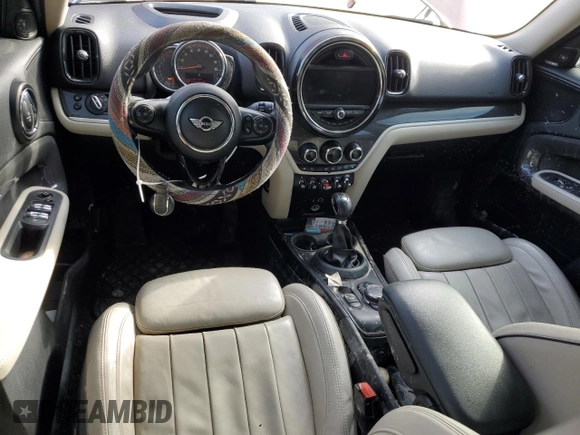2018 MINI Countryman Cooper S with VIN WMZYT5C39J3E61682, listed as a Copart auction lot 45641125 with 98,496 mi miles and Salvage title. Bid and sale history available at DreamBid. Image 8.