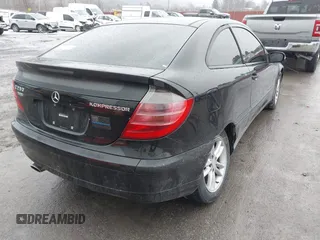 2003 Mercedes-Benz C 230 Kompressor with VIN WDBRN40J43A389733, listed as a IAAI auction lot 41560090 with 154,622 mi miles and . Bid and sale history available at DreamBid. Image 6.