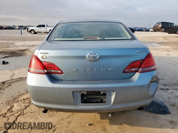 2008 Toyota Avalon XL z VIN 4T1BK36B58U322792, wystawiony jako Copart lot #58036285 z przebiegiem 162 363 mil mil oraz Szkoda całkowita • Salvage title. Historia ofert i sprzedaży dostępna na DreamBid. Obrazek 6.