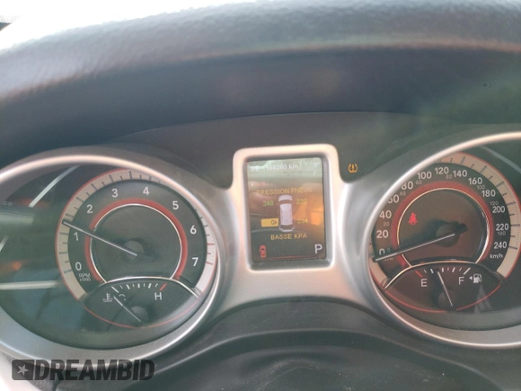 2012 Dodge Journey SXT z VIN 3C4PDCCGXCT177675, wystawiony jako Copart lot #52396045 z przebiegiem 168 203 mil mil oraz Szkoda całkowita • Salvage title. Historia ofert i sprzedaży dostępna na DreamBid. Obrazek 9.