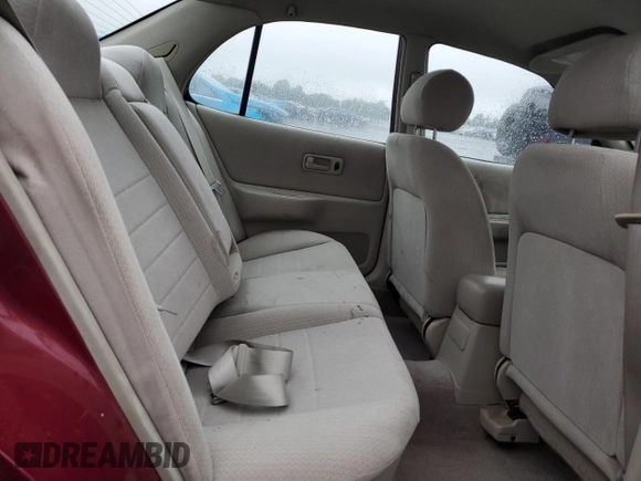 1996 Nissan Altima XE z VIN 1N4BU31D1TC118891, wystawiony jako Copart lot #73860614 z przebiegiem 158 039 mil mil oraz Szkoda całkowita • Salvage title. Historia ofert i sprzedaży dostępna na DreamBid. Obrazek 10.