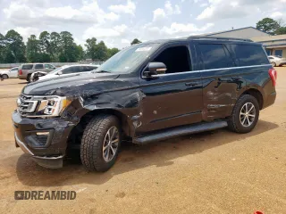 2018 Ford Expedition XLT with VIN 1FMJU1HT1JEA28256, listed as a Copart auction lot 59000235 with 100,658 mi miles and Salvage title. Bid and sale history available at DreamBid. Image 1.