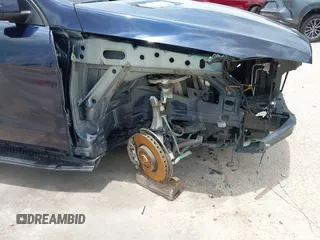 2018 Mercedes-Benz GLE 350 с VIN 4JGDA5HB1JB155692, выставлен на аукционе IAAI как лот 42463669 с пробегом 43 883 миль миль и . История ставок и продаж доступна на DreamBid. Изображение 18.