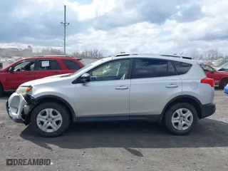 2014 Toyota RAV4 LE with VIN JTMBFREV7ED063628, listed as a IAAI auction lot 41931380 with 117,542 mi miles. Bid and sale history available at carsss.com. Image 14.